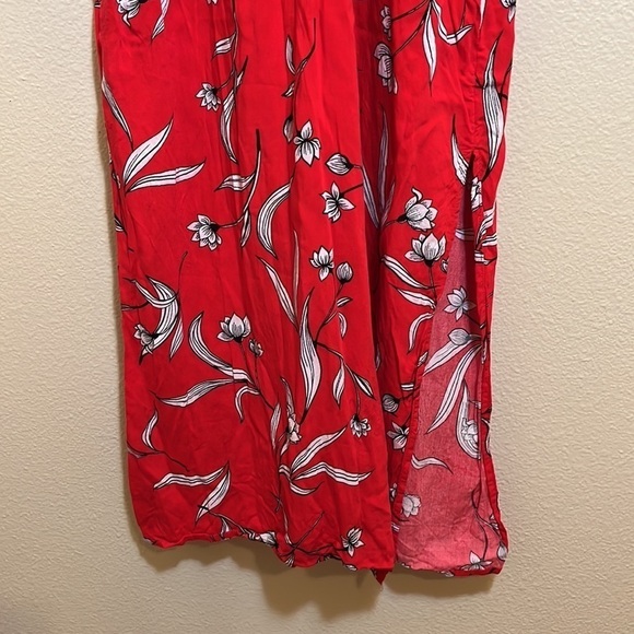 BARDOT Red Floral Summer Maxi Dress - Picture 5 of 15